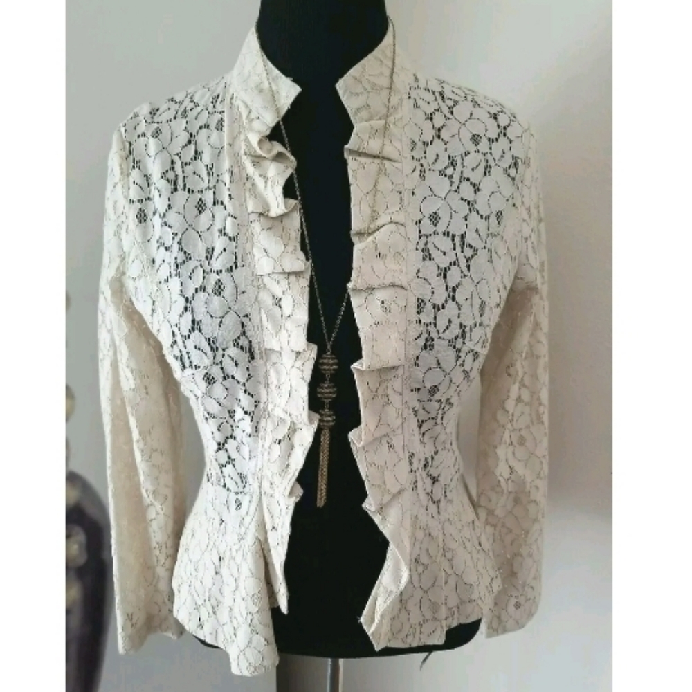 Yvonne Marie Womens Open Front‎ Ruffled Floral Lace